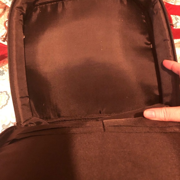 Denali Red Tablet Bag - 93A $25 or $20 w/offer - Picture 3 of 6